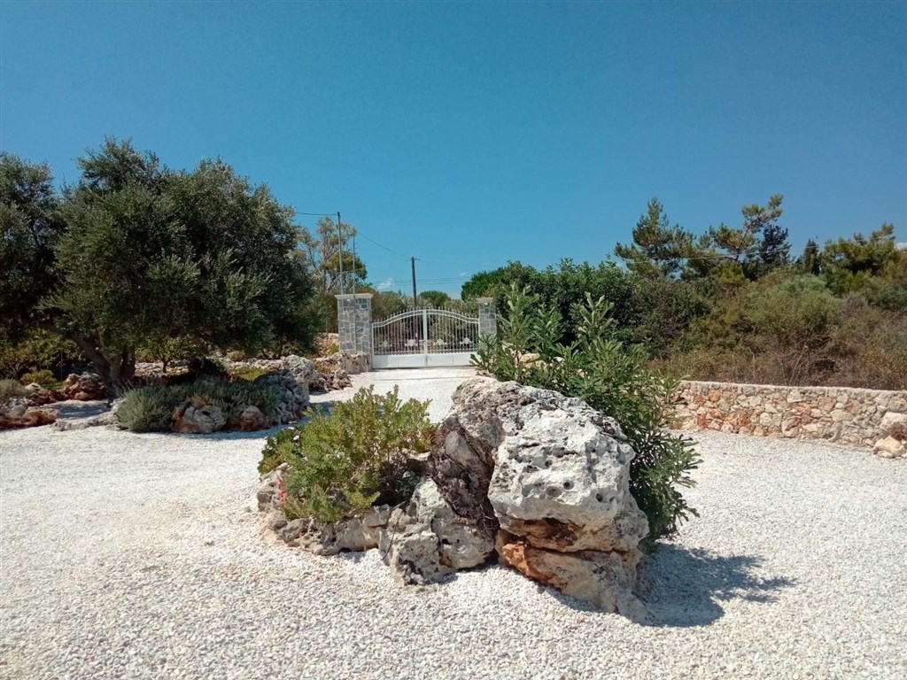 utulny-apartmanovy-dum-s-otevrenym-vyhledem-na-more-kreta-recko