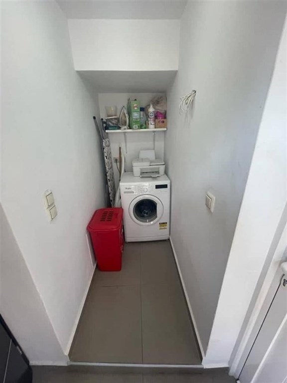 na-prodej-moderni-vila-s-bazenem-a-vyhledem-na-more-kreta-recko