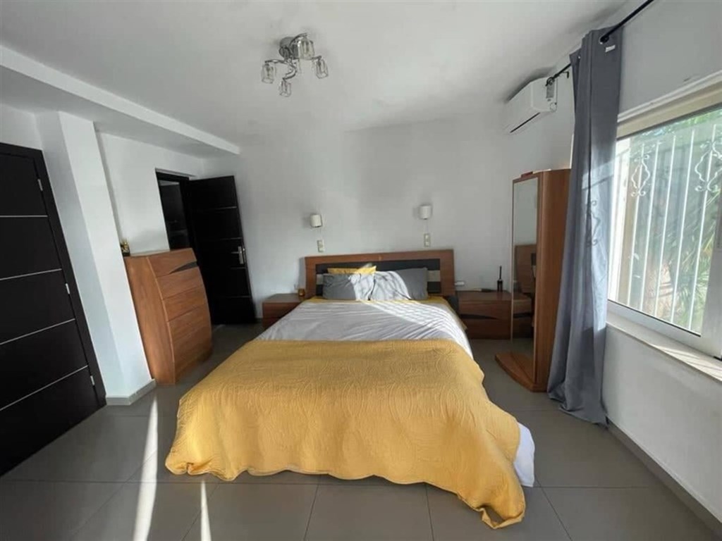 na-prodej-moderni-vila-s-bazenem-a-vyhledem-na-more-kreta-recko