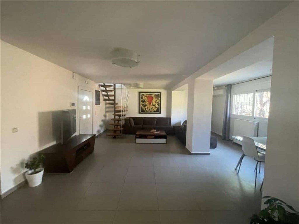 na-prodej-moderni-vila-s-bazenem-a-vyhledem-na-more-kreta-recko