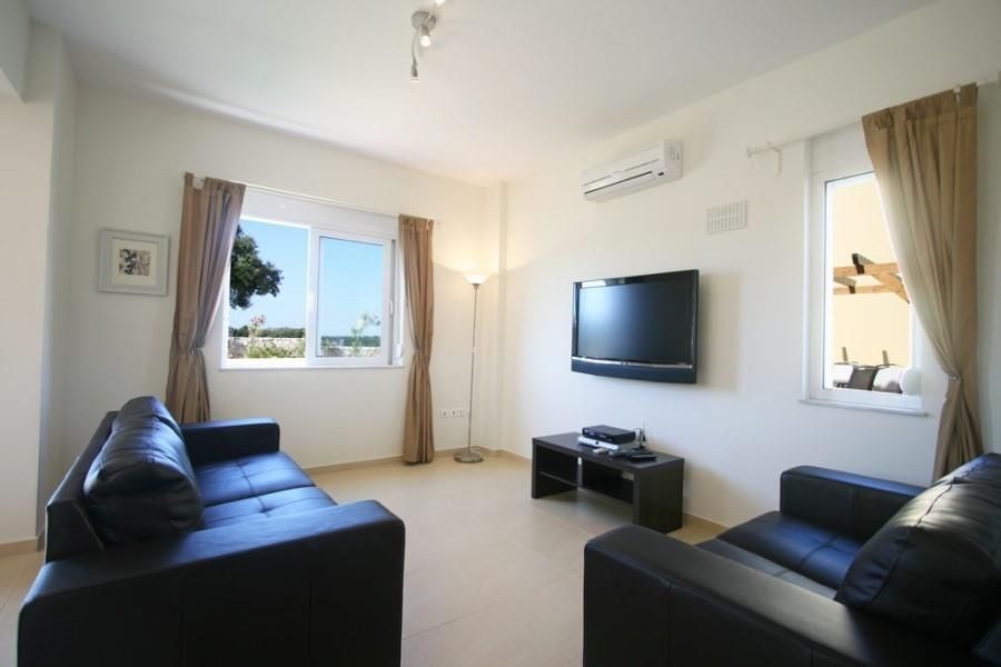 5-atraktivnich-vil-s-vyhledem-na-more-kreta-recko