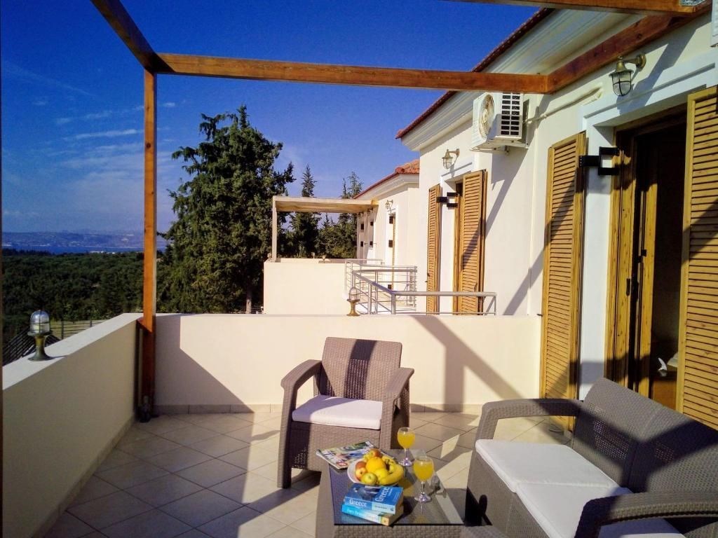 komplex-2-vil-a-jednoho-studia-s-vyhledem-na-more-kreta-recko