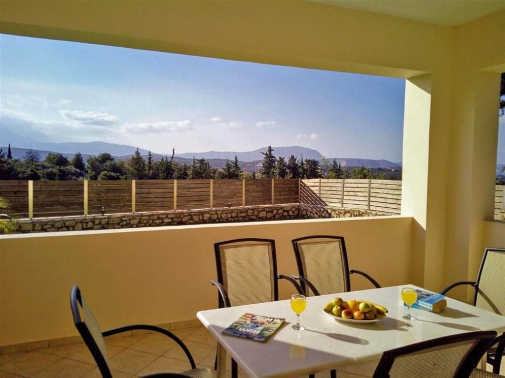 komplex-2-vil-a-jednoho-studia-s-vyhledem-na-more-kreta-recko