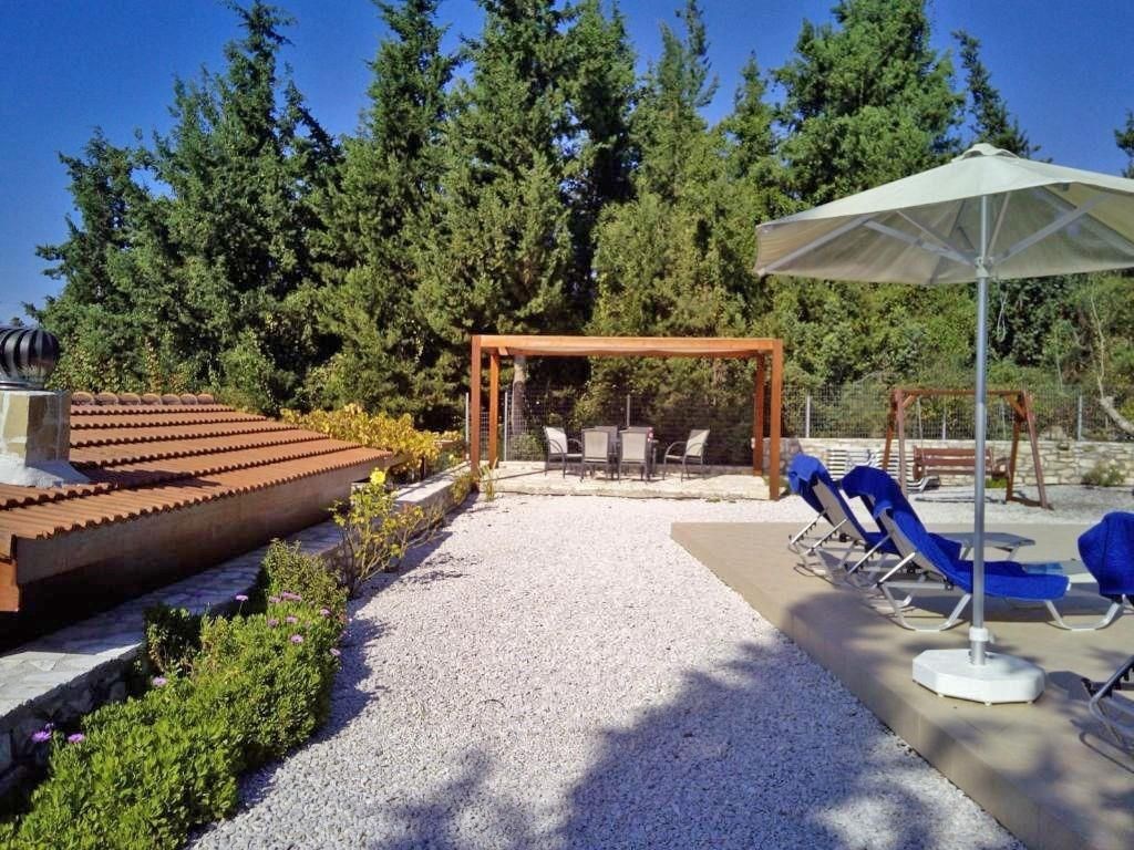 komplex-2-vil-a-jednoho-studia-s-vyhledem-na-more-kreta-recko