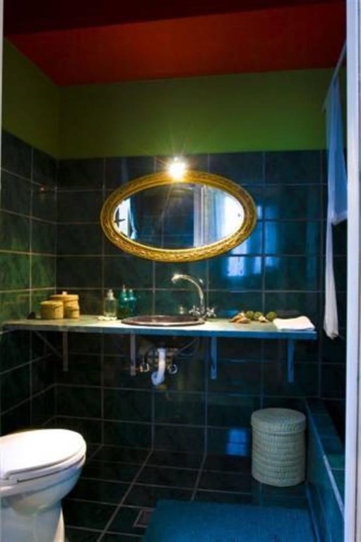 dve-kamenne-vily-s-bazeny-v-hezkem-prostredi-kreta-recko