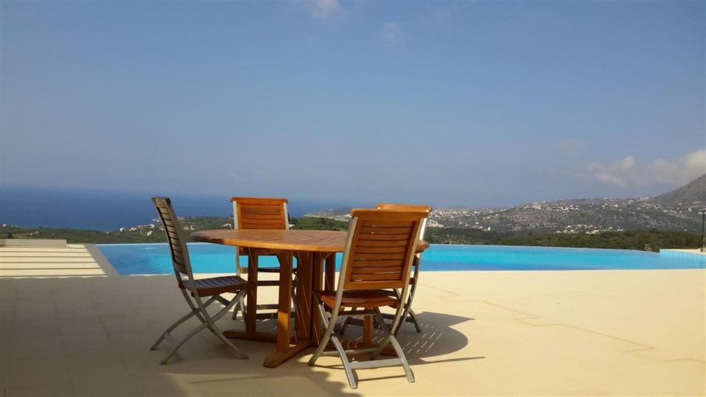 luxusni-vila-s-otevrenym-vyhledem-na-more-i-hory-kreta-recko