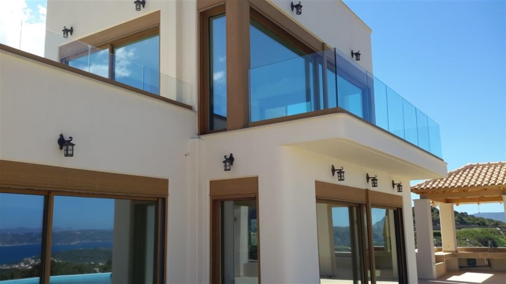 luxusni-vila-s-otevrenym-vyhledem-na-more-i-hory-kreta-recko