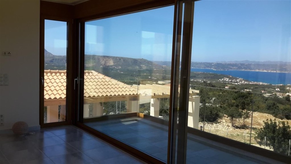 luxusni-vila-s-otevrenym-vyhledem-na-more-i-hory-kreta-recko