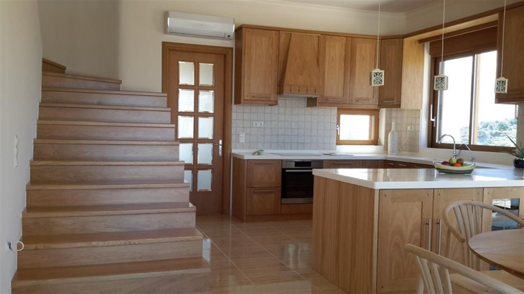 luxusni-vila-s-otevrenym-vyhledem-na-more-i-hory-kreta-recko