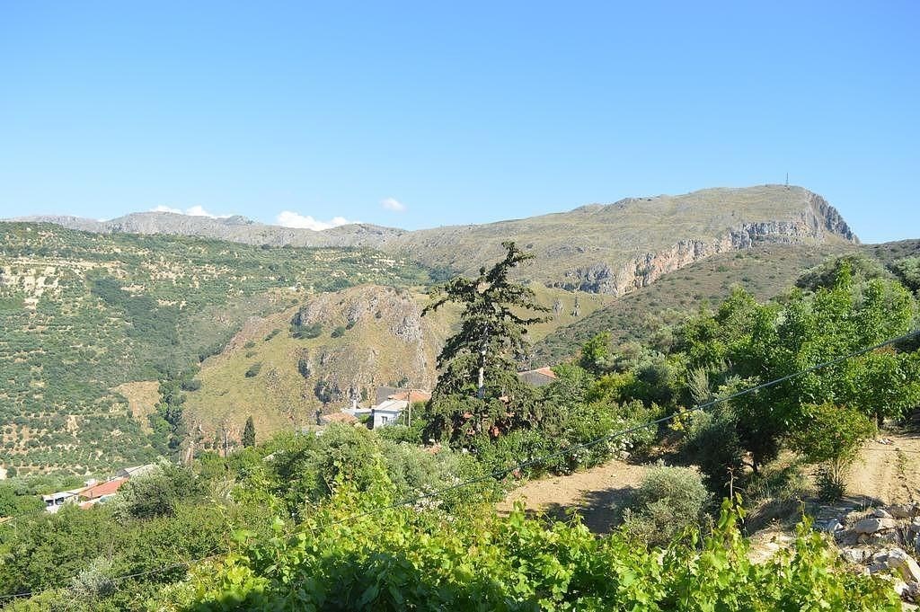 kamenny-dum-s-vyhledem-na-more-kreta-recko