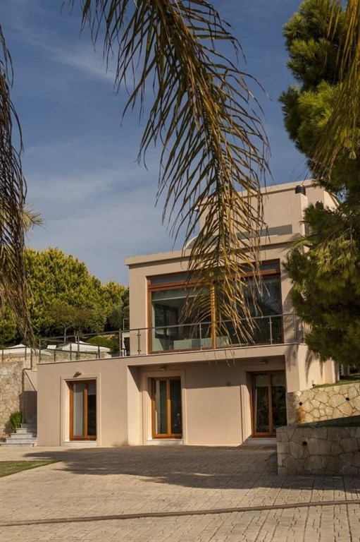 2-luxusni-radove-vily-s-bazenem-a-vyhledem-na-more-kreta-recko