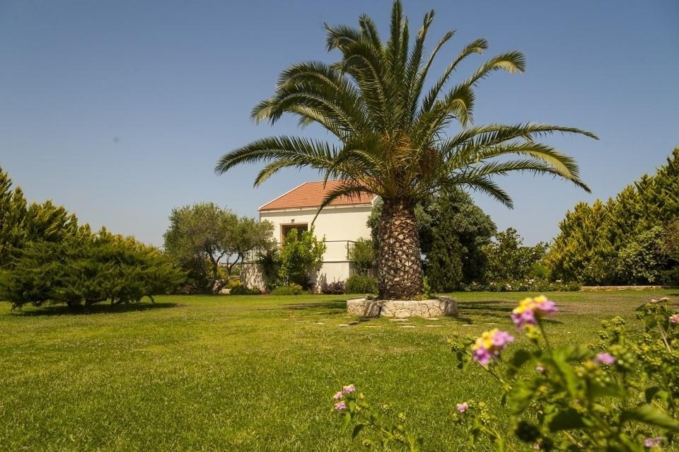 2-luxusni-radove-vily-s-bazenem-a-vyhledem-na-more-kreta-recko