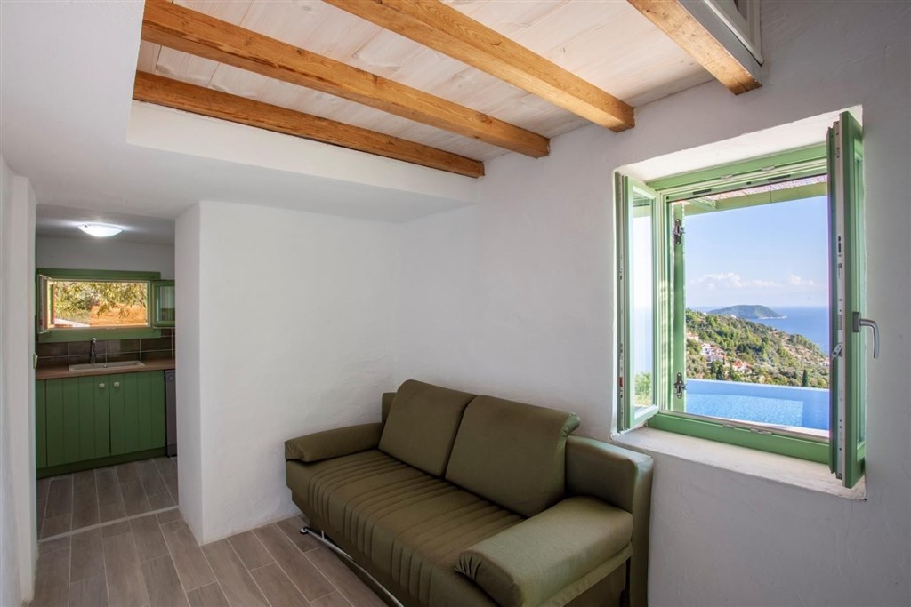 na-prodej-komplex-vila-a-studio-s-vyhledem-na-more-skopelos-recko