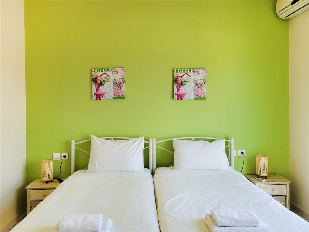 na-prodej-dvoupodlazni-apartman-blizko-more-kreta-recko