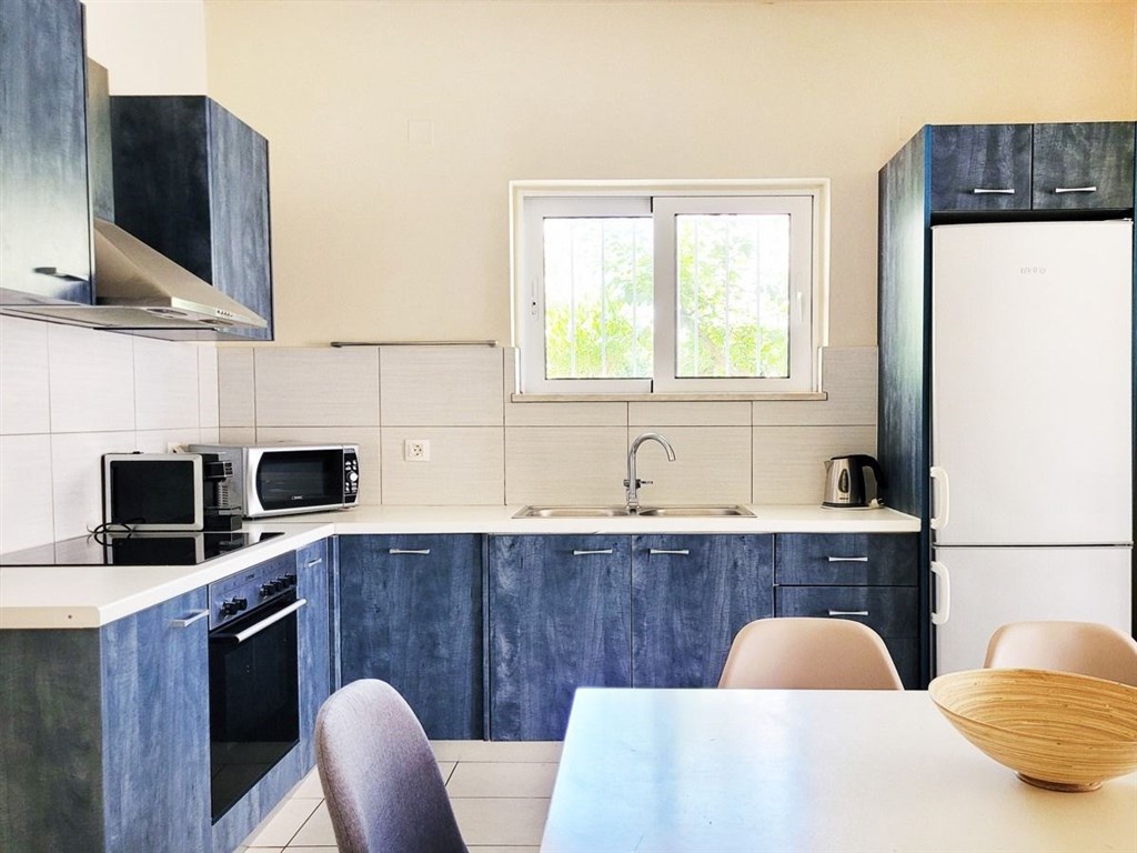 na-prodej-dvoupodlazni-apartman-blizko-more-kreta-recko