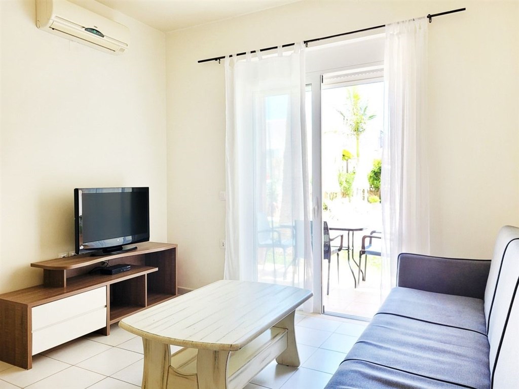na-prodej-dvoupodlazni-apartman-blizko-more-kreta-recko
