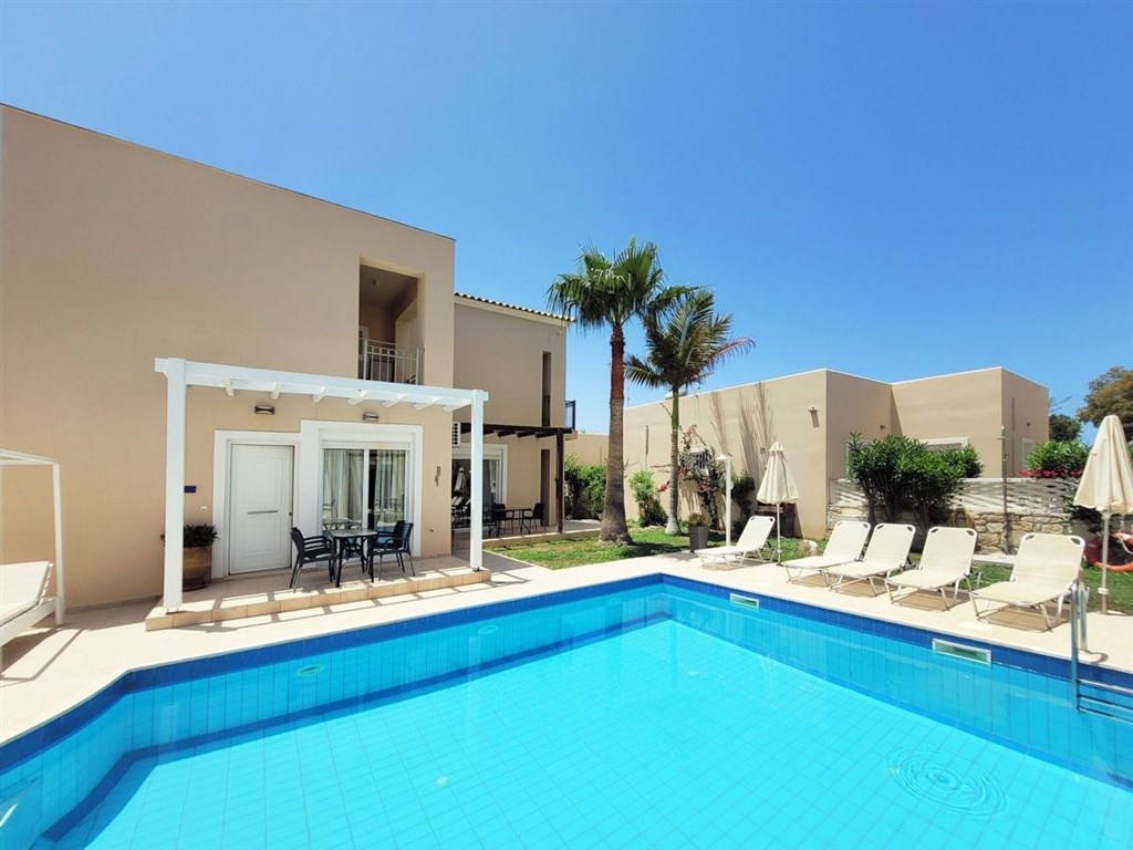 na-prodej-dvoupodlazni-apartman-blizko-more-kreta-recko