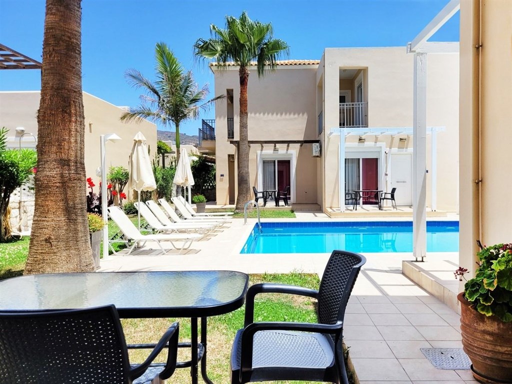 na-prodej-dvoupodlazni-apartman-blizko-more-kreta-recko