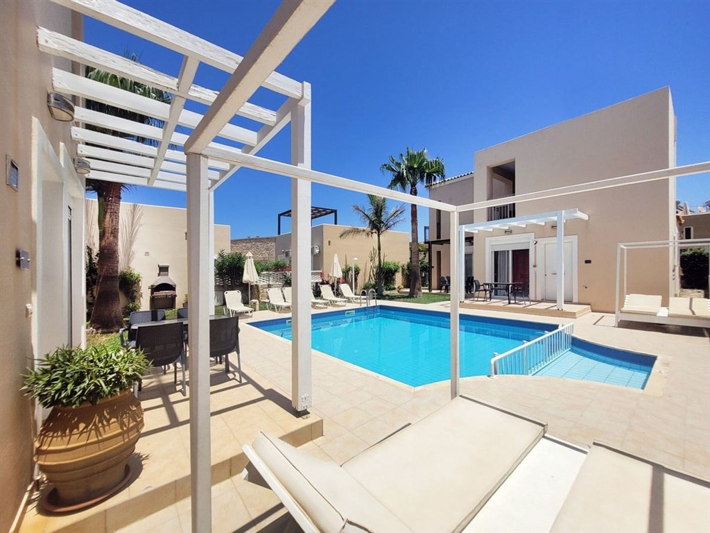 na-prodej-apartman-primo-u-more-a-plaze-kreta-recko
