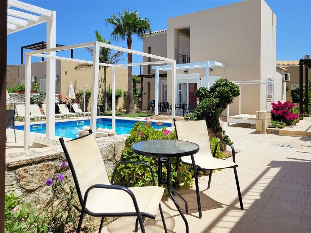 na-prodej-apartman-primo-u-more-a-plaze-kreta-recko