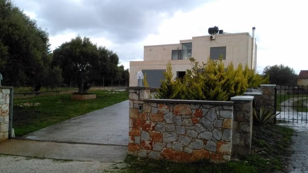 moderni-rodinna-vila-nedaleko-chanie-kreta-recko