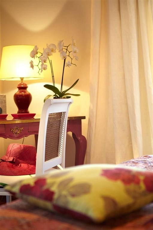 luxusni-renovovane-kamenne-sidlo-s-vyhledy-na-more-kreta-recko