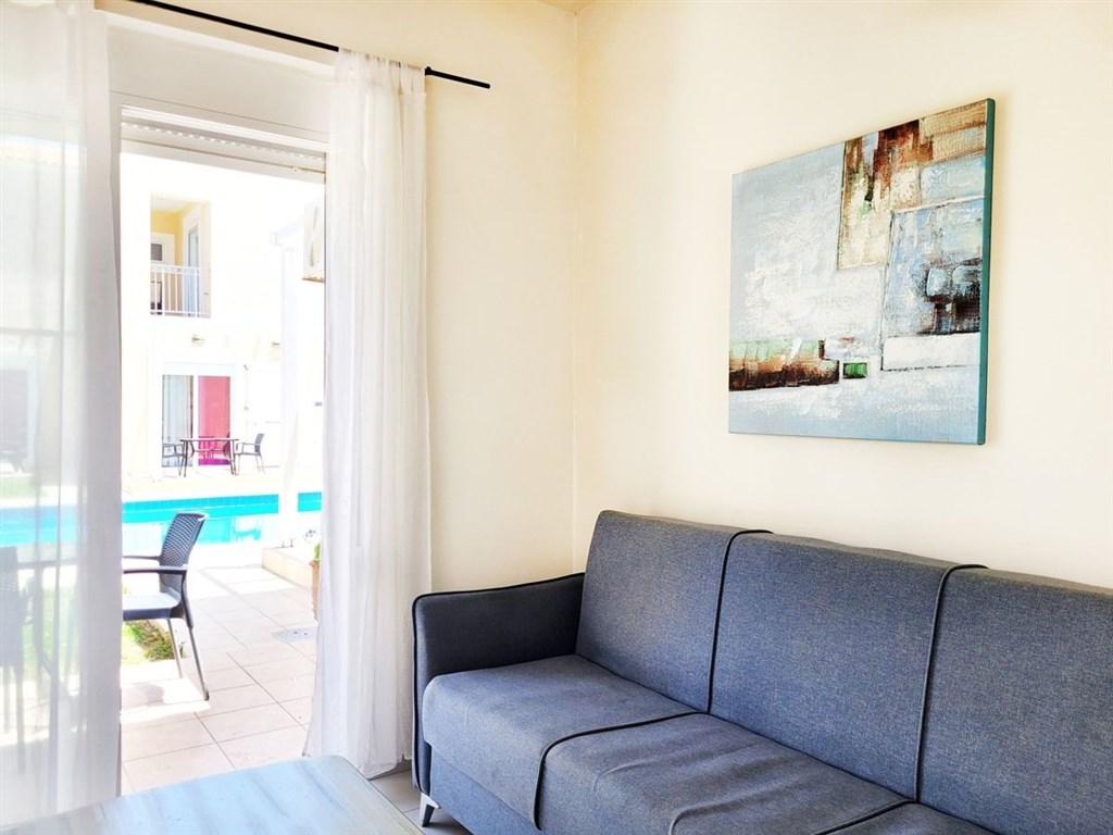 na-prodej-atraktivni-apartman-blizko-more-a-plaze-kreta-recko
