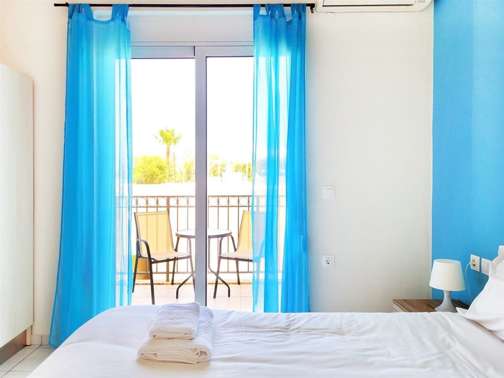 na-prodej-atraktivni-apartman-blizko-more-a-plaze-kreta-recko