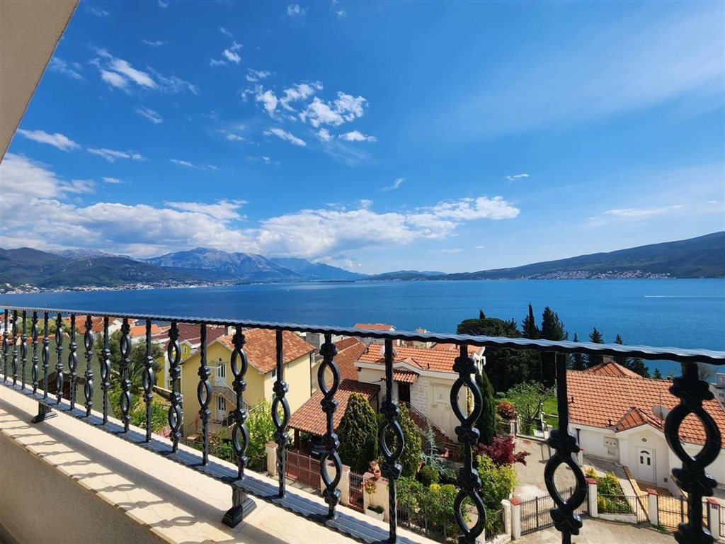 na-prodej-novy-apartman-s-vyhledem-na-more-bijela-cerna-hora