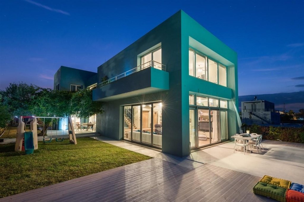 na-prodej-nadherna-luxusni-vila-kousek-od-more-chalkidiki-recko