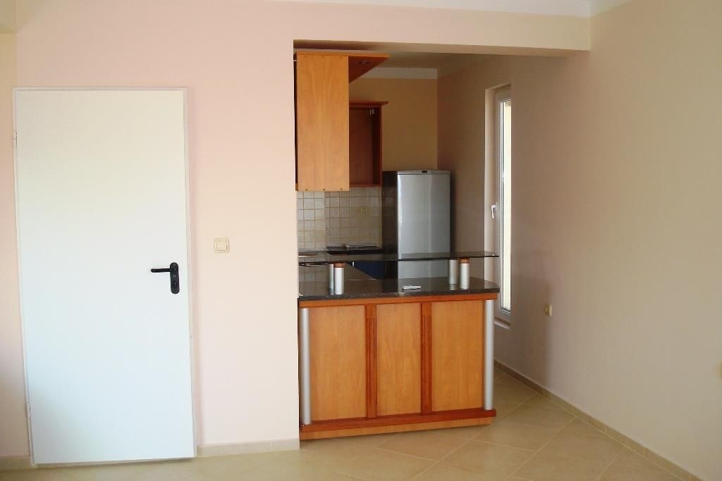 novy-apartman-s-vyhledem-na-more-v-1-rade-primorsko-bulharsko