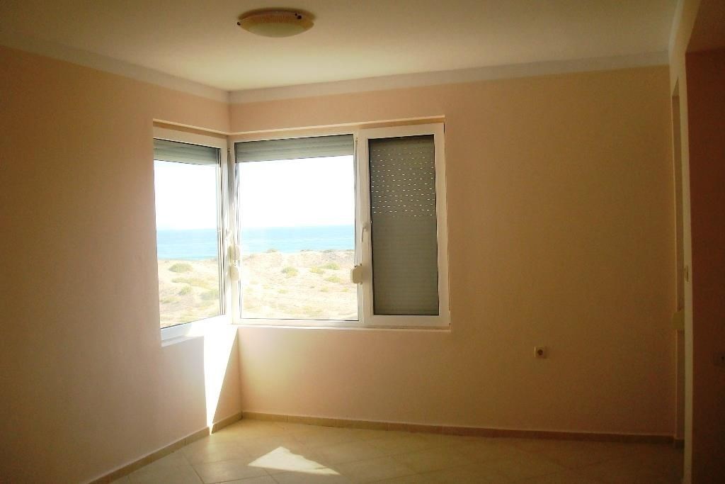 novy-apartman-s-vyhledem-na-more-v-1-rade-primorsko-bulharsko