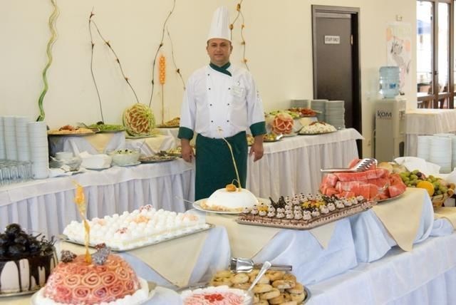 na-prodej-prostorny-apartman-v-komplexu-hermes-club-hotel-and-apartments-u-more-carevo-bulharsko