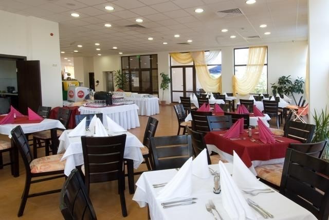 na-prodej-prostorny-apartman-v-komplexu-hermes-club-hotel-and-apartments-u-more-carevo-bulharsko