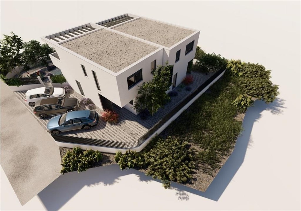 na-prodej-radovy-rodinny-dum-s-bazenem-srima-chorvatsko