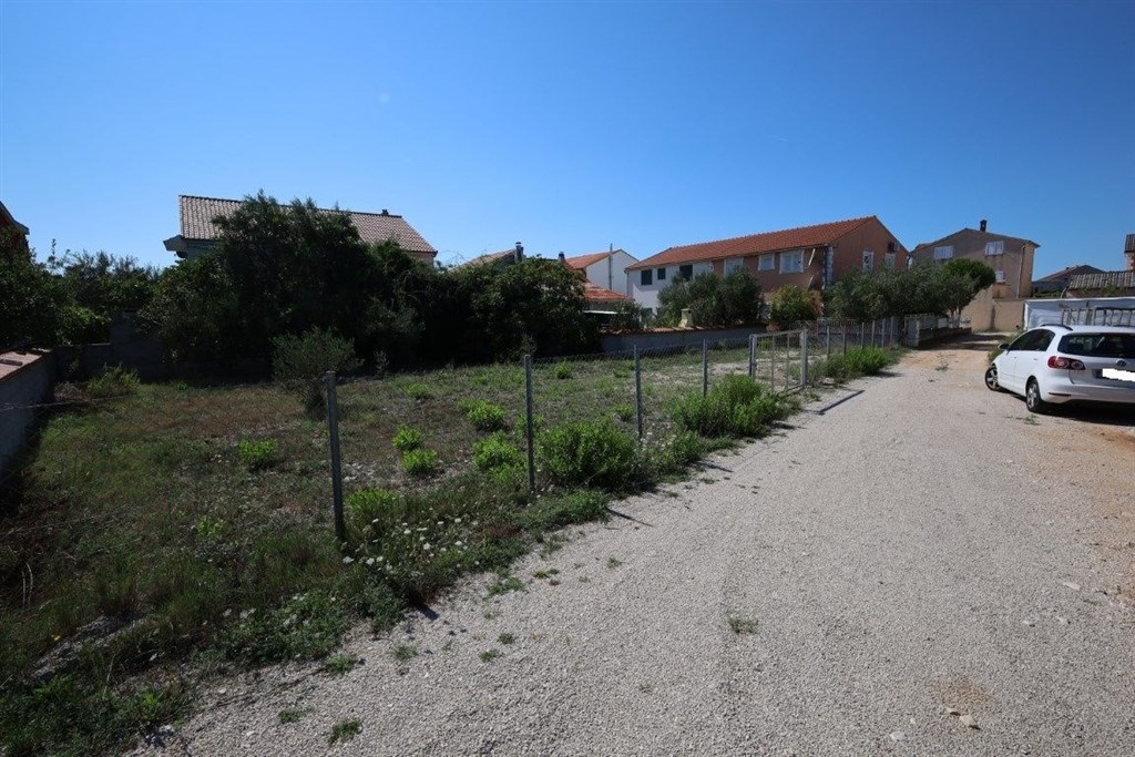 na-prodej-stavebni-pozemek-blizko-plaze-srima-chorvatsko