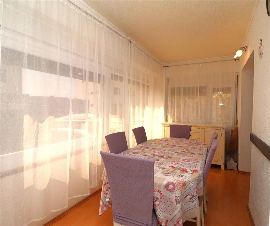 na-prodej-prizemni-apartman-s-dvorkem-sibenik-chorvatsko