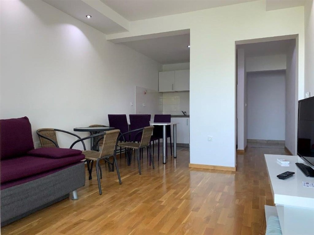 apartman-v-1-rade-u-more-na-skvelem-miste-tucepi-chorvatsko