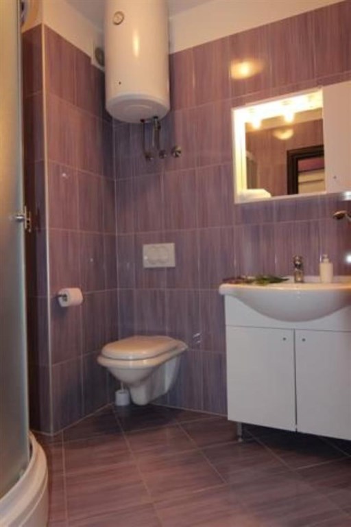 atraktivni-apartmanovy-dum-blizko-more-privlaka-chorvatsko