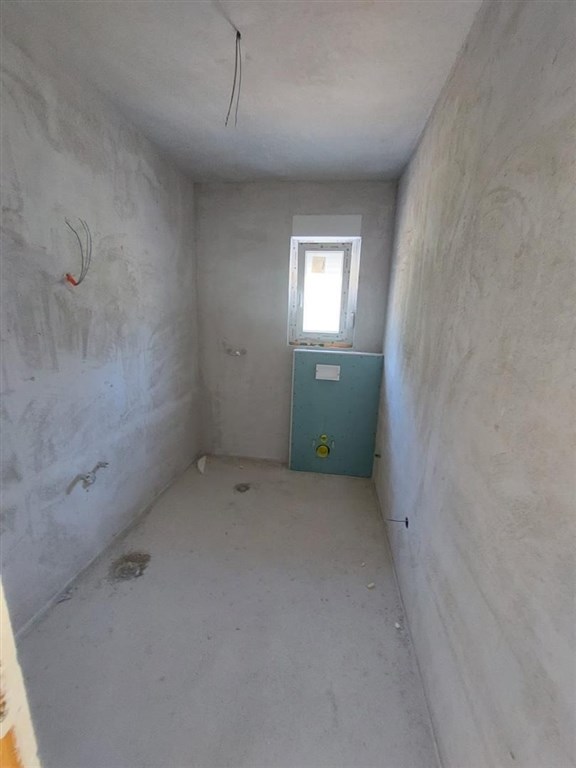 na-prodej-novy-apartman-v-blizkosti-more-pakostane-chorvatsko