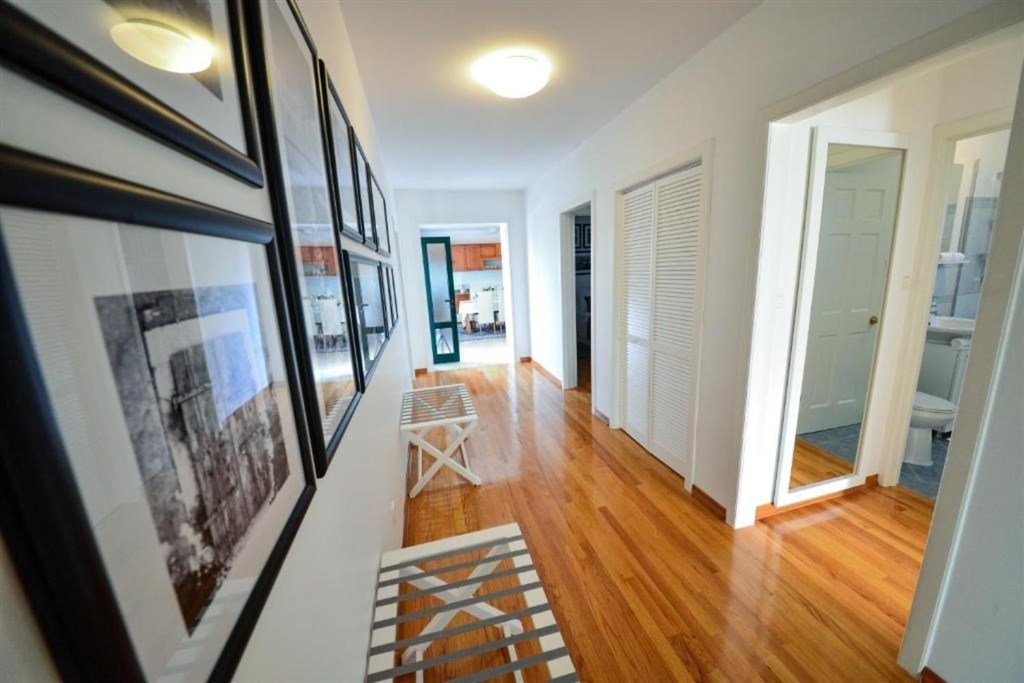 na-prodej-moderni-vila-v-2-rade-od-more-vir-chorvatsko