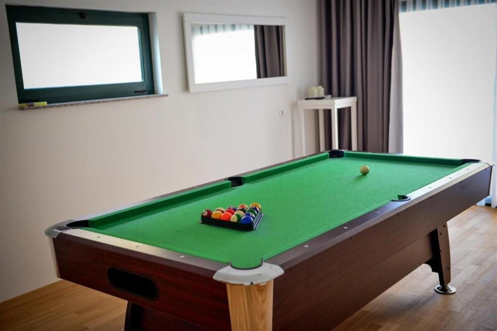 na-prodej-moderni-vila-v-2-rade-od-more-vir-chorvatsko