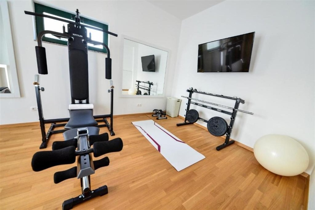 na-prodej-moderni-vila-v-2-rade-od-more-vir-chorvatsko