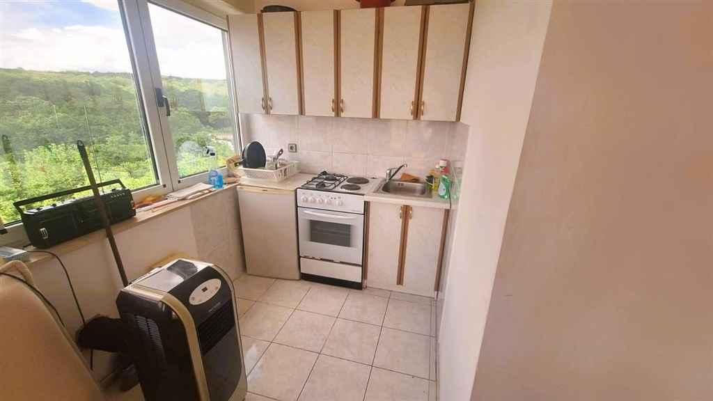 na-prodej-apartman-s-1-loznici-a-vyhledem-na-more-krk-chorvatsko