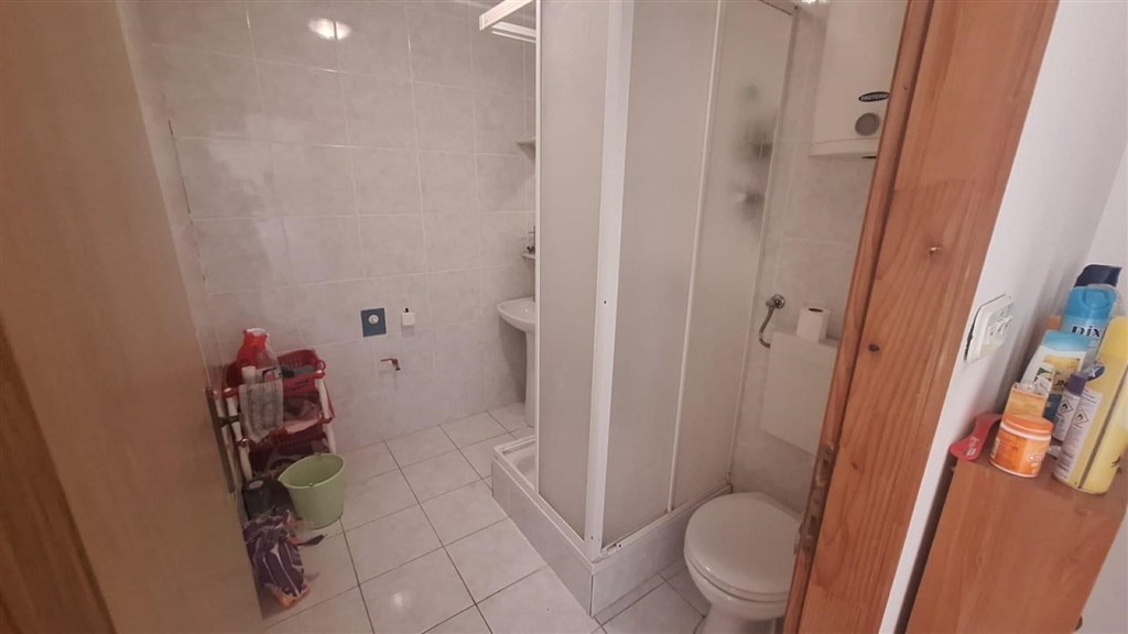 na-prodej-apartman-s-1-loznici-a-vyhledem-na-more-krk-chorvatsko