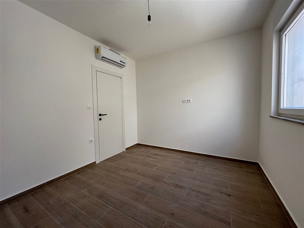 na-prodej-novy-apartman-s-vyhledem-na-more-baska-voda-chorvatsko