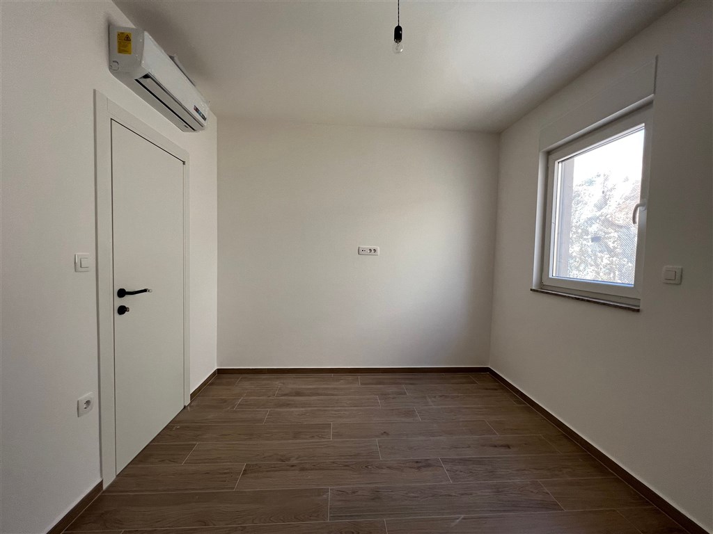 na-prodej-novy-apartman-s-vyhledem-na-more-baska-voda-chorvatsko