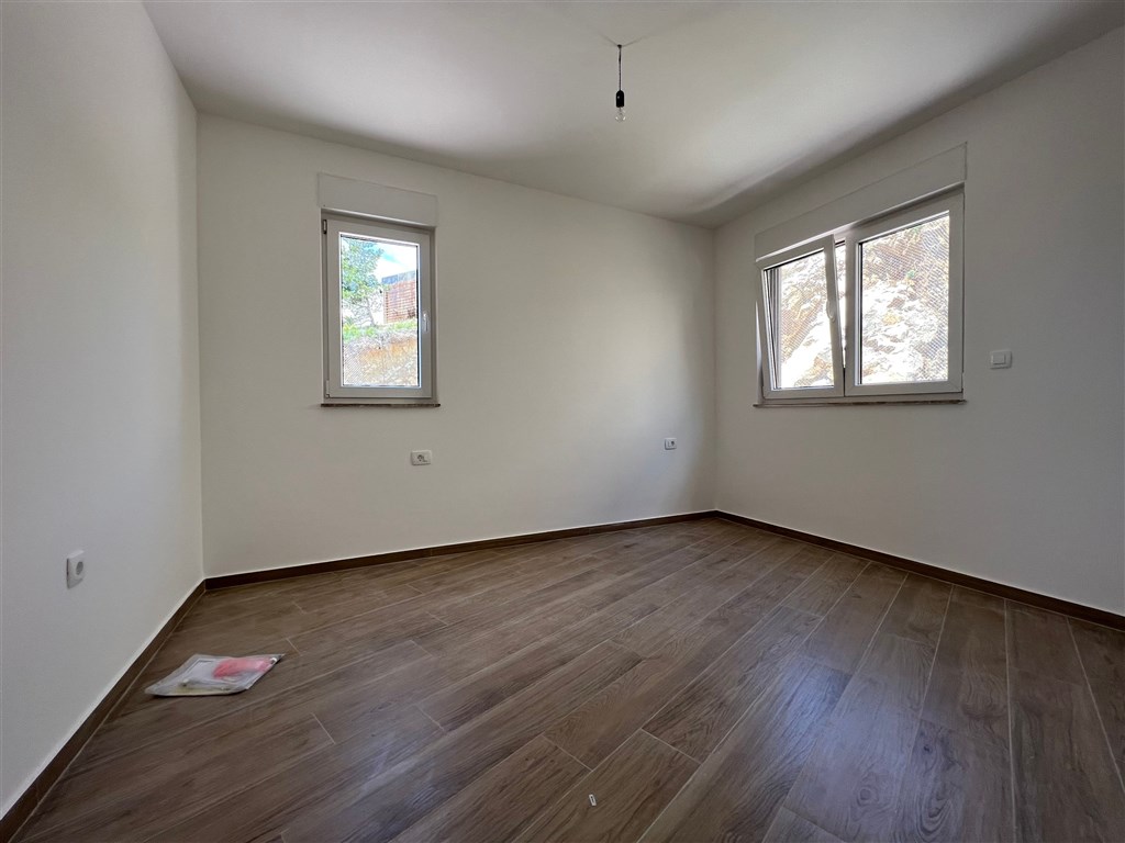 na-prodej-novy-apartman-s-vyhledem-na-more-baska-voda-chorvatsko