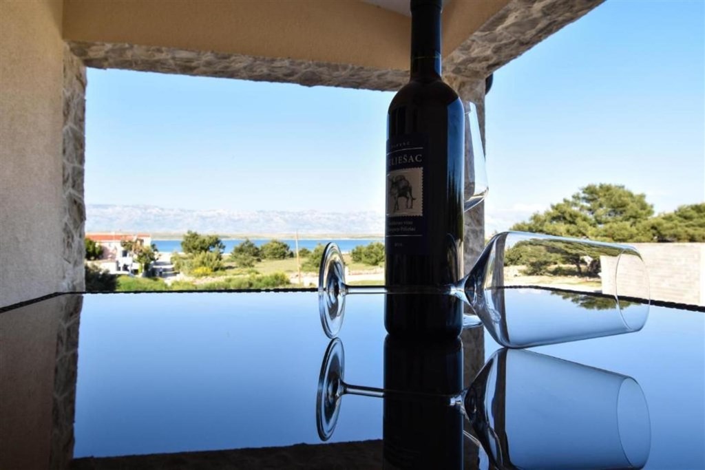 apartmanovy-komplex-v-blizkosti-more-vir-chorvatsko