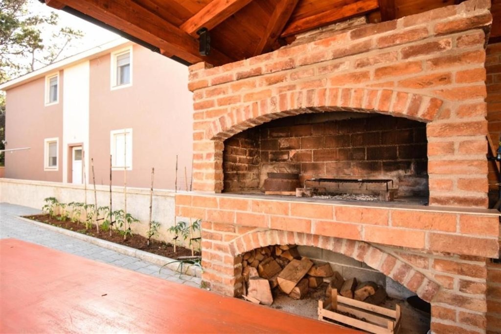 apartmanovy-komplex-v-blizkosti-more-vir-chorvatsko